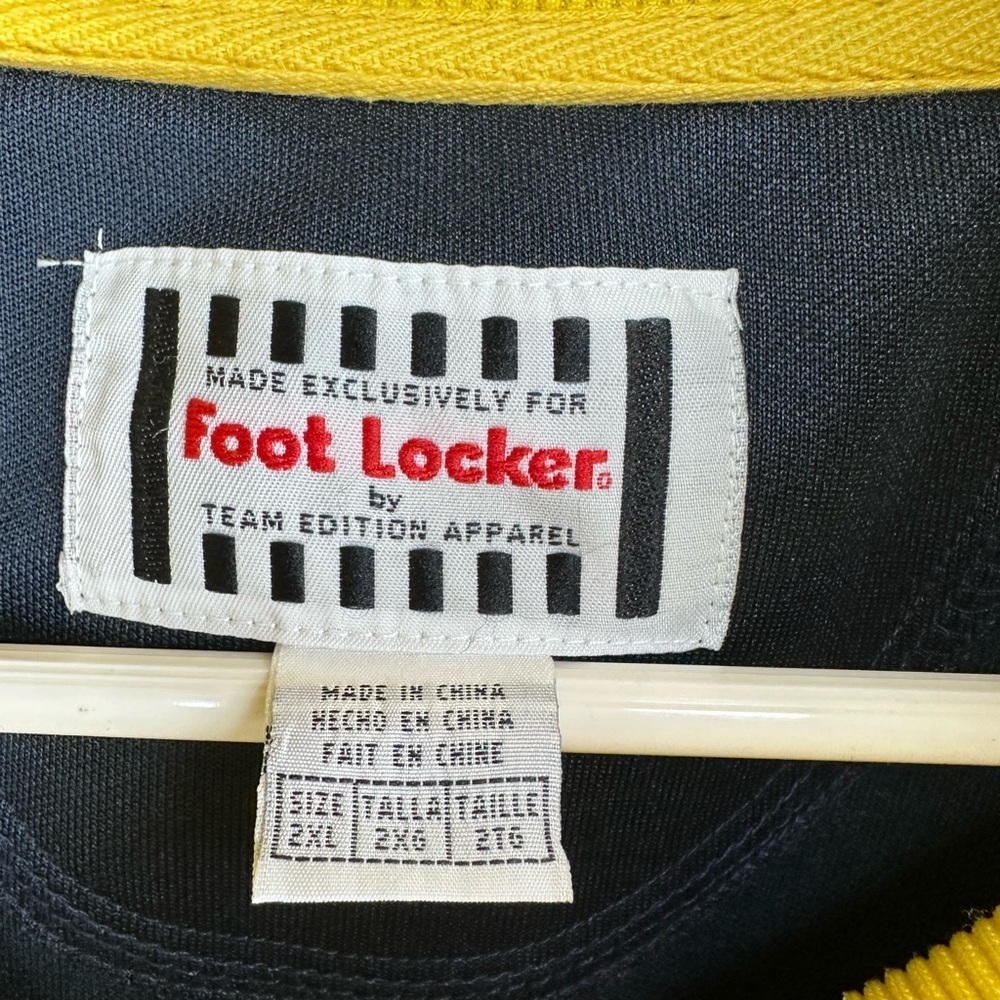 Michigan Wolverines Jacket Mens 2XL Blue Yellow Full Zip Track Foot Locker - Picture 2 of 6